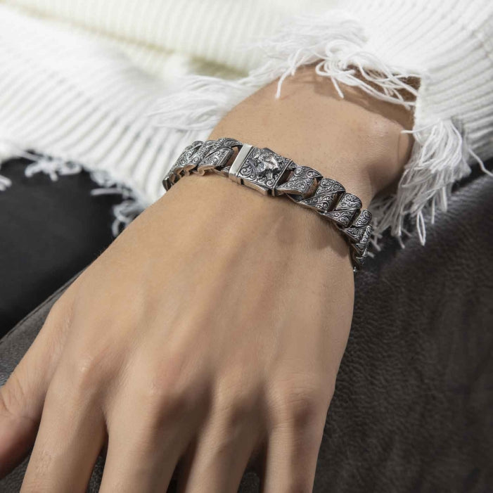 Hand-Made Silver Wolf Head Bracelet