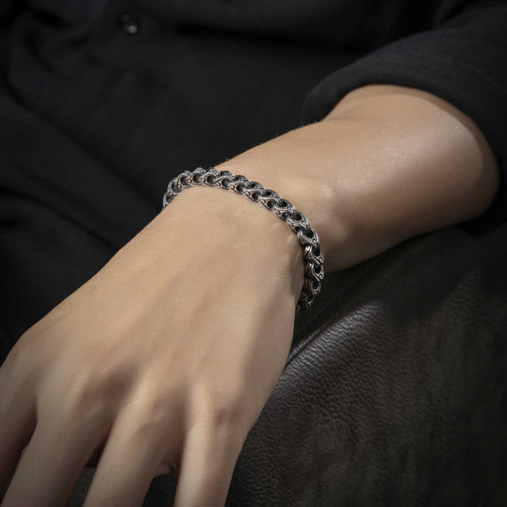 Silver Cylindrical Chain Bracelet