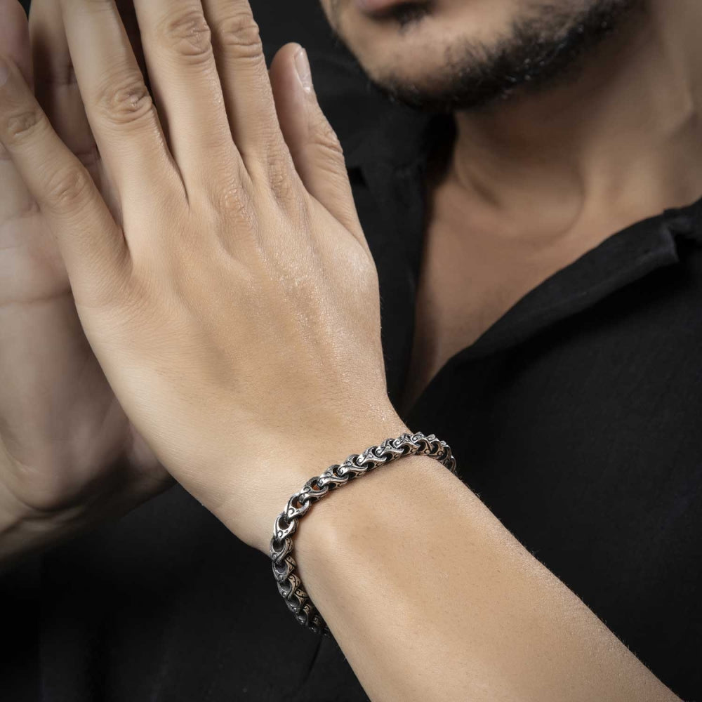 Silver Cylindrical Chain Bracelet